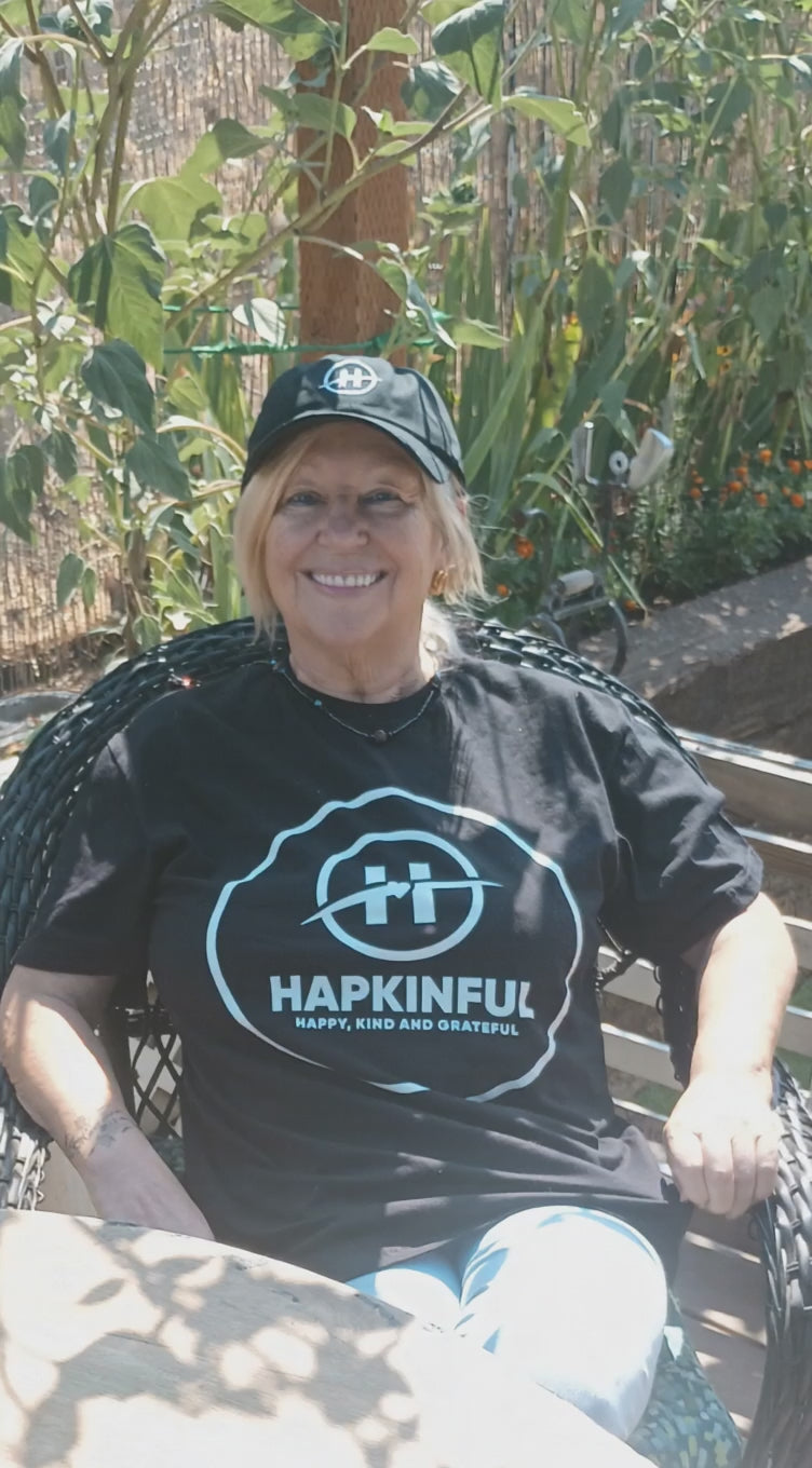 Load video: Sitting in Linda&#39;s garden, enjoying life, enjoying nature. Thank you Linda for taking this video before you left this earth. I know you are watching me spread kindness around the world. Thank you my dear friend. With much love and gratitude, Julia